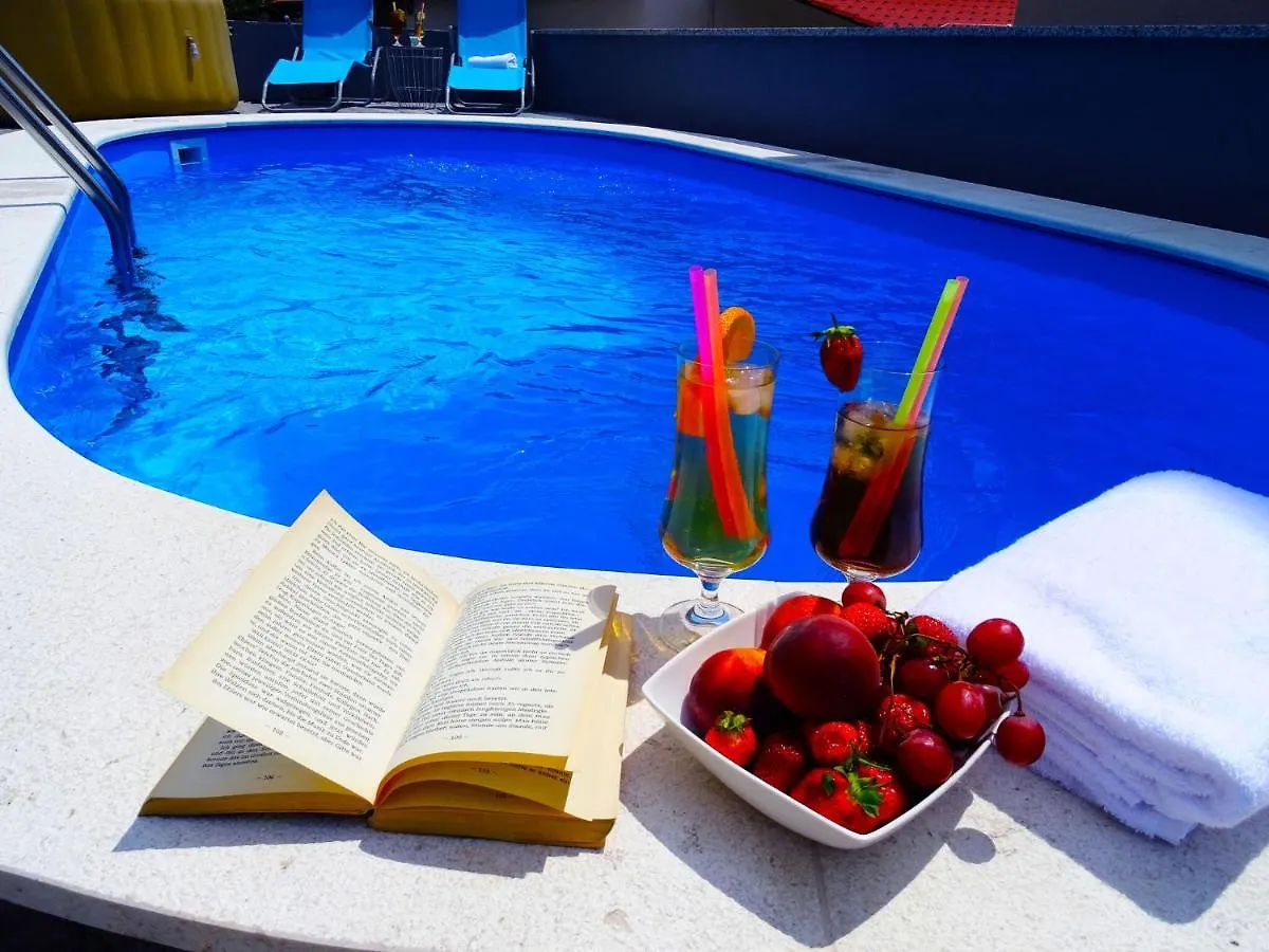 Chic Villa In Dramalj At Sea Croatia
